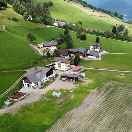 Nestlhof-2