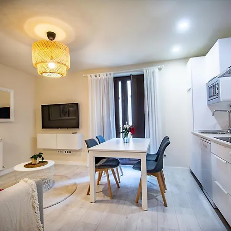 Apartamentos UXAMA LUXURY EPONA - junto a la Plaza Mayor con ascensor-3