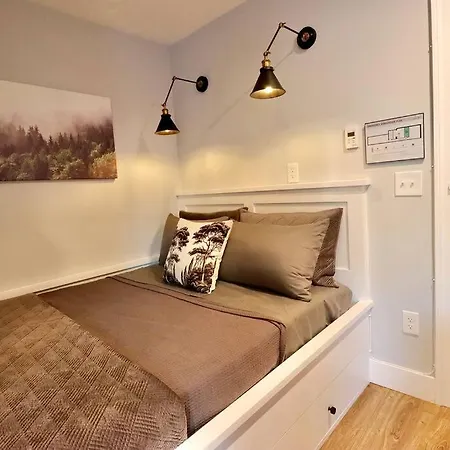 The Jefferson Suite At Prince Street Inn-3