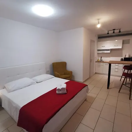 Apartments Gajeta-2