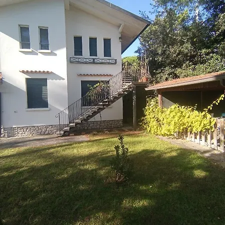 Villa Pineta-2