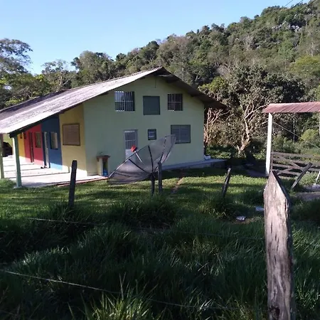 Celeiro azul-3