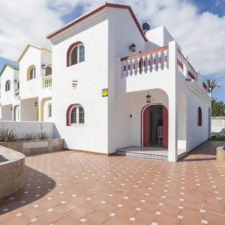 Galera Beach Boutique Art Villas With Private Pools, Free Wifi & Bbq, Corralejo By Amazzzing Travel-3