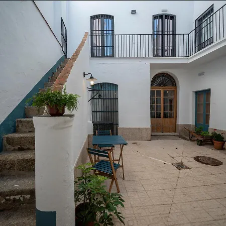 Apartamentos Petronila 1881-3