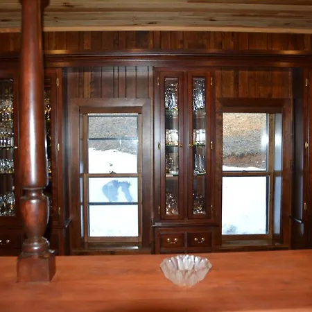Altamont Lodge-3