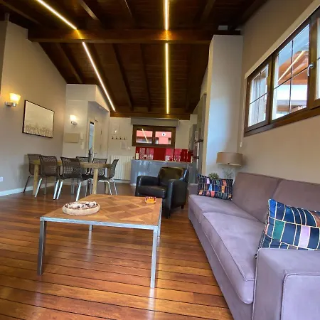 Apartamentos Turísticos Ezcaray-3