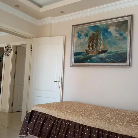Sunshine Apartment At Side Beach.-3