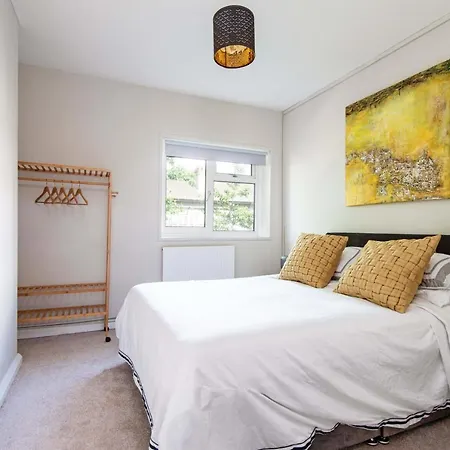 One Bedroom Apartment-2