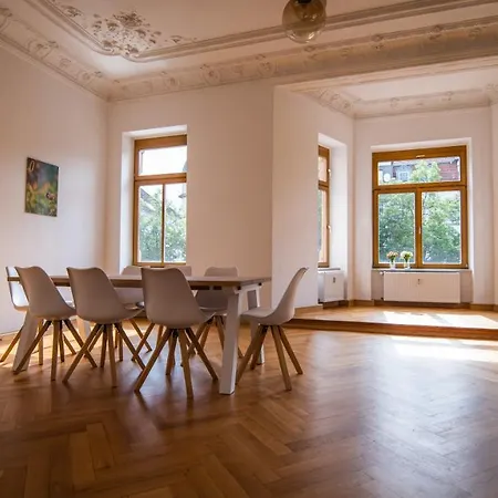 tRAUMhaus-3