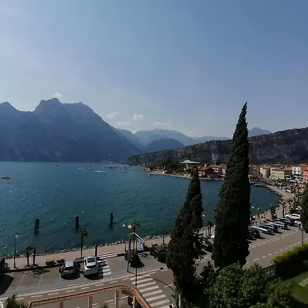 Casa Romani Lake Apartments-3