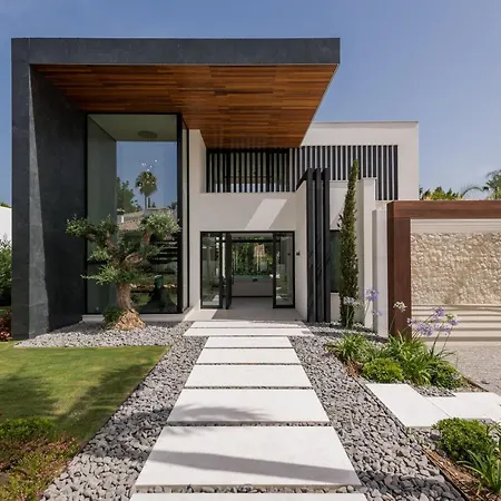 Villa Sirius: Luxury Golf Valley Retreat with Private Heated Pool-3