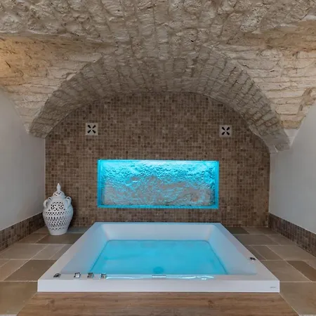 Alba Luxury Suite-3