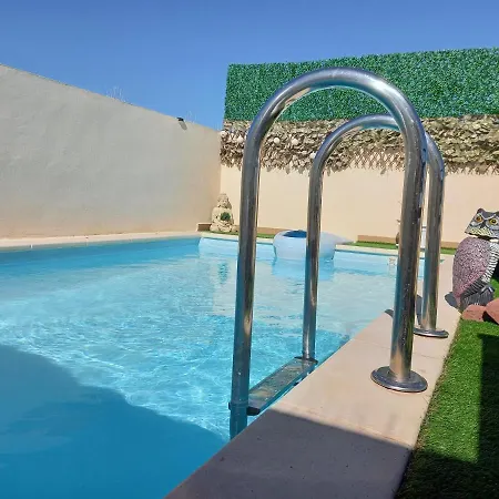 Atico con piscina privada-3