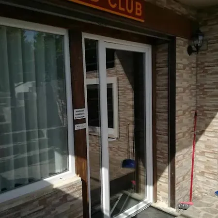 Old Club-3