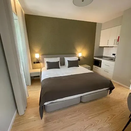 Pier House Accommodation-3