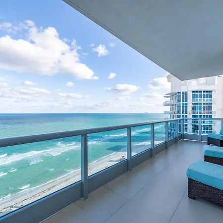 Churchill Suites Monte Carlo Miami Beach-3