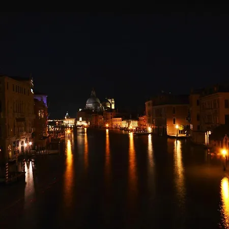 Venezia Canal View-3