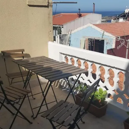 Moderno Apartamento Con Terraza Al Lado Paseo Maritimo De La Guardia.-3