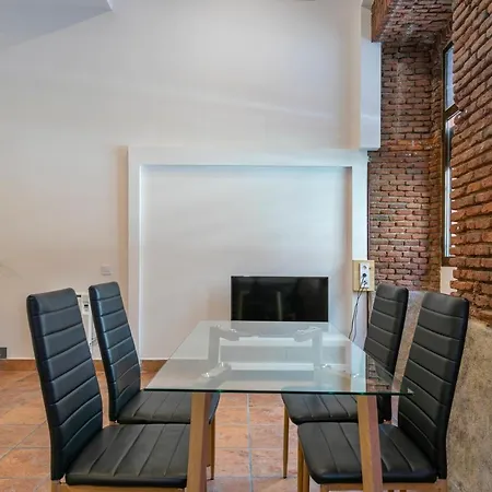 Homeabout Imperial Apartment-2