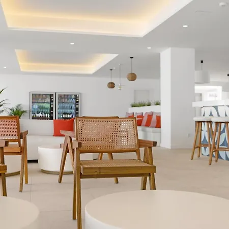 Palmanova Beach Apartments By Trh (Adults Only)-3