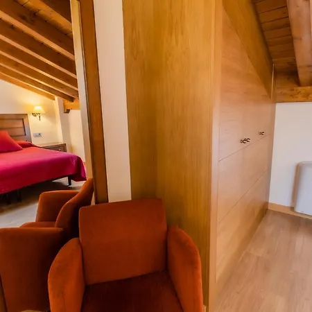 Apartamentos&casas rurales Santo Domingo de Silos-2