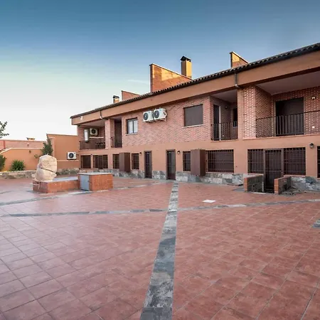 Apartamentos Al Paso De Toledo, Puy Du Fou A 10Km-3