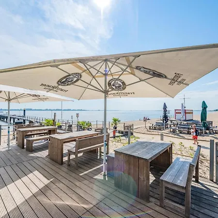 Elbstrand Resort Krautsand-3