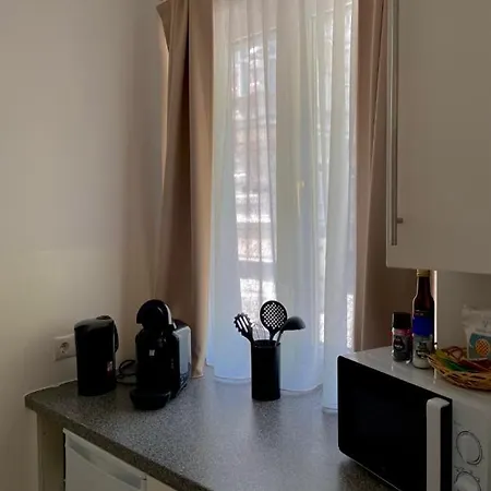 Apartment Wien Mitte-3