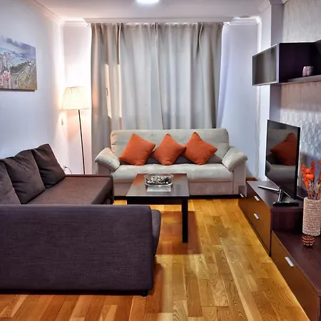 Apartamentos La Estación-2