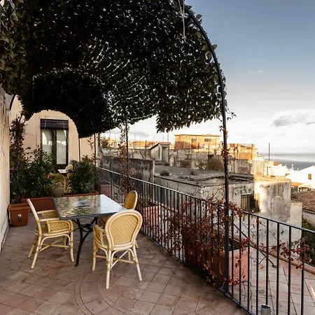 Raciti Palace-3