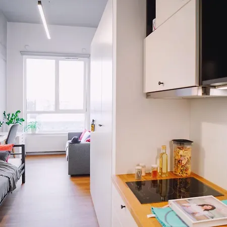 Studios And Shared Rooms At Livinnx Krakow-3