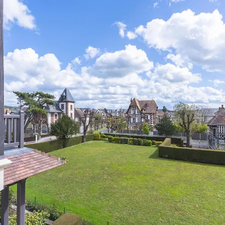 Apartment Marie Antoinette-1 By Interhome-2