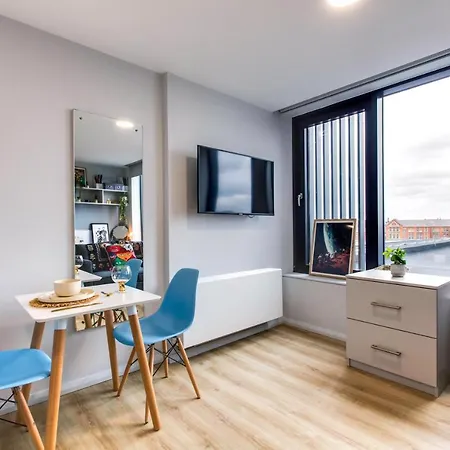 Yugo Explore - Kavanagh Court-2