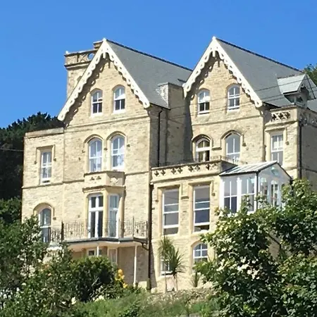 Merlin Court-2
