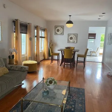 Room At The Oasis-2