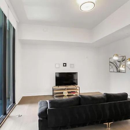 Midtown Luxury Apartment-3