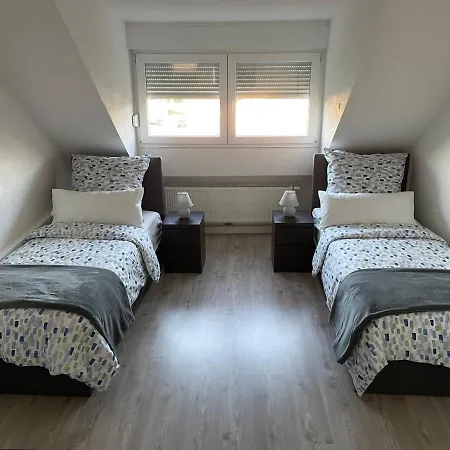 Apartment Delux mit 4 Schlafzimmer-3