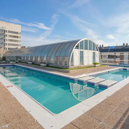 Pierre & Vacances Apartamentos Edificio Eurobuilding 2-3