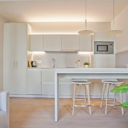Fisa Rentals Ramblas Apartments-3