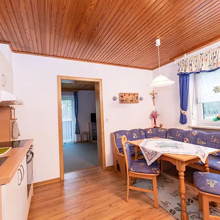 Haus am Wald-3