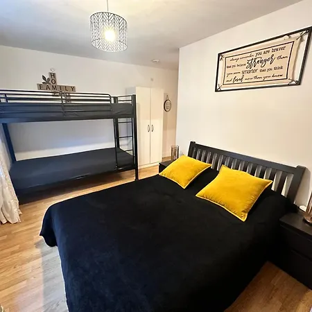 Bermondsey Apartment-3