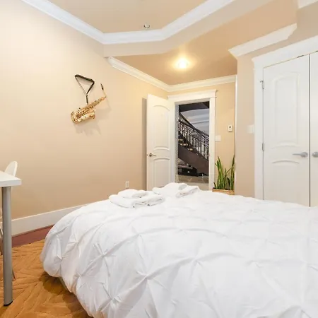 Oakridge Luxury Homestay-3