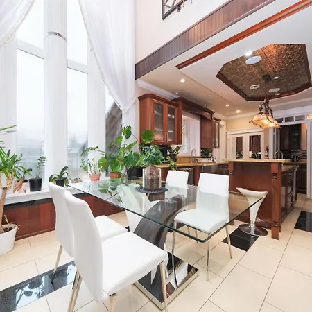 Oakridge Luxury Homestay-2