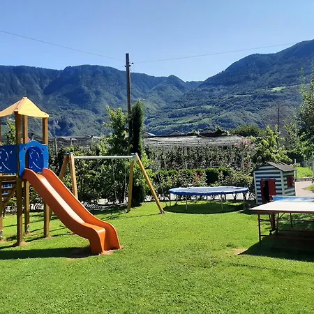 Hirschenhof-3