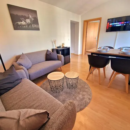 FEWO Anne Großzügige Wohnung im Zentrum von Chemnitz-2