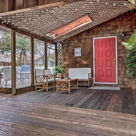 Cozy Seaside Home With Patio - Walk To Seaside Beach-3