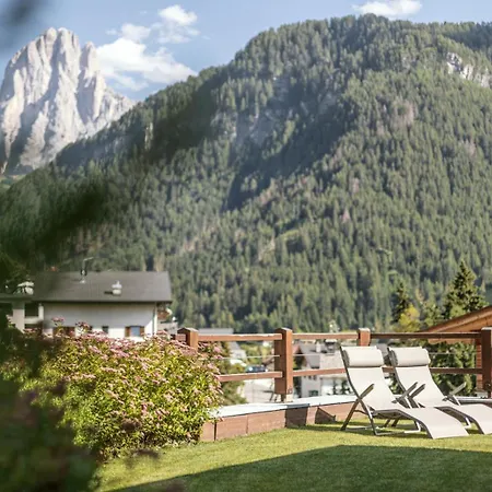 Apartments Chalet Anna-2