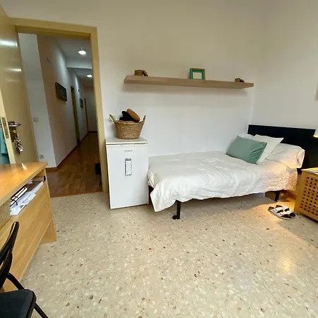 Barcelona Housing Recommend For Students-3