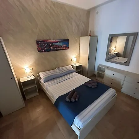 Good Friends Home-3