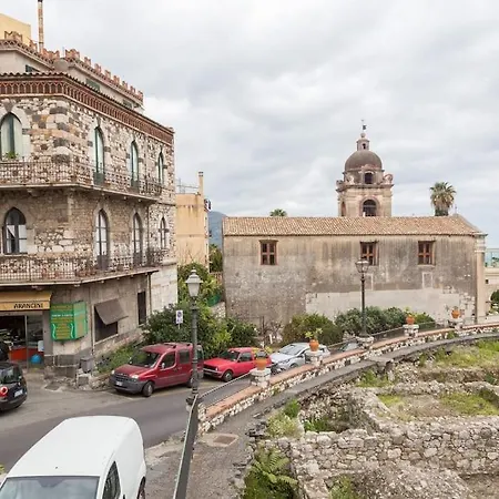 Villa Carla, A Charming Villa In The Center Of Taormina-2